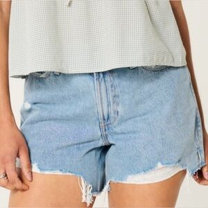 Hollister ULTRA‎ HIGH RISE VINTAGE RELAXED NON SHORT 3” Size 29W